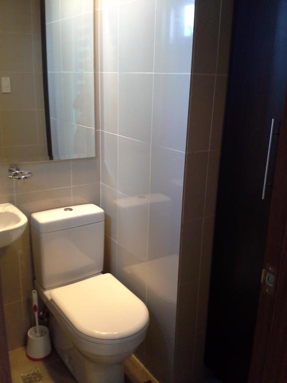 Eton Parkview Apartment Makati City ภายนอก รูปภาพ