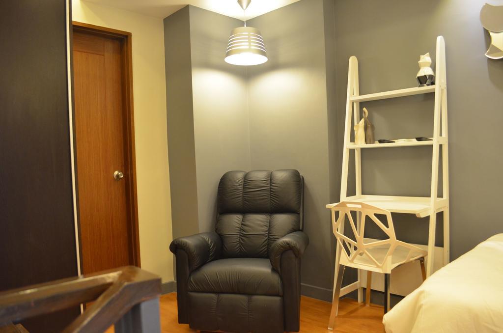 Eton Parkview Apartment Makati City ภายนอก รูปภาพ