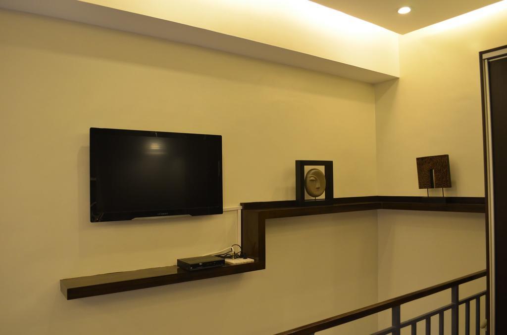 Eton Parkview Apartment Makati City ภายนอก รูปภาพ